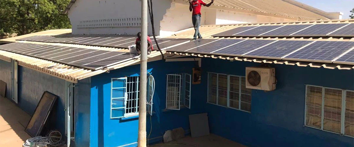 news-Gambian residents use solar energy to generate electricity-1200-500 news-Gambian residents use solar energy to generate electricity-1200-500
